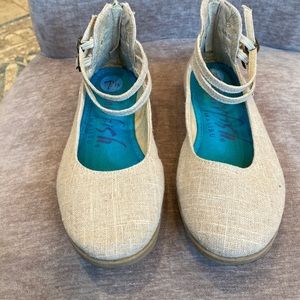 Blowfish flats with ankle strap.  Size 7.5